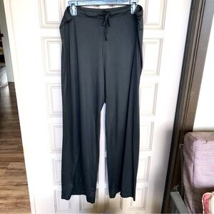 32Cool Sleepwear Pants.  Wide Leg and super flowy...SzL Ladies